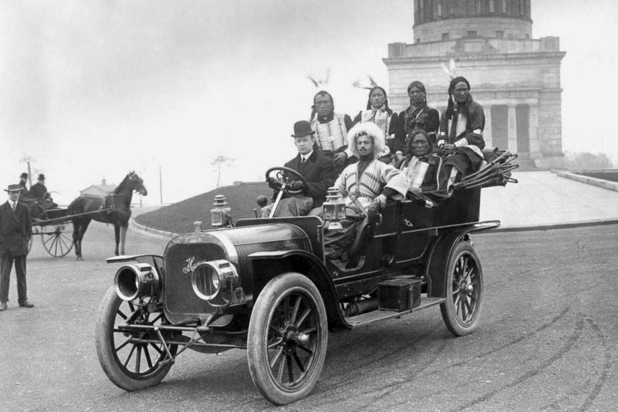  Haynes Model W 5-Passenger Touring Car 1909 года  (фото 1 из 1)